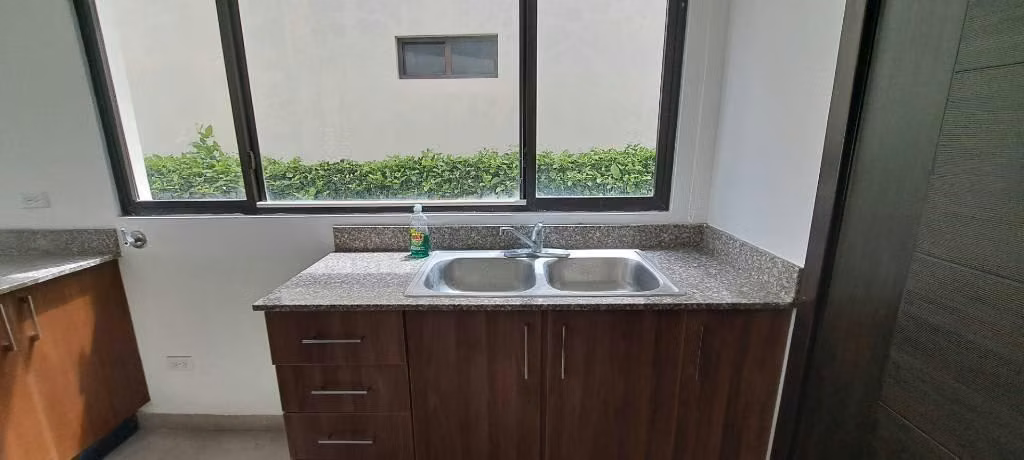 SE VENDE CASA DE PLAYA EN PH PUNTA PARAÍSO VILLAGE – PLAYA CORONADO, CHAME