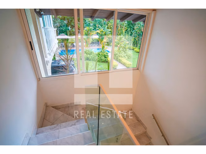 Se vende Casa en Altos del Golf - Imagen 11