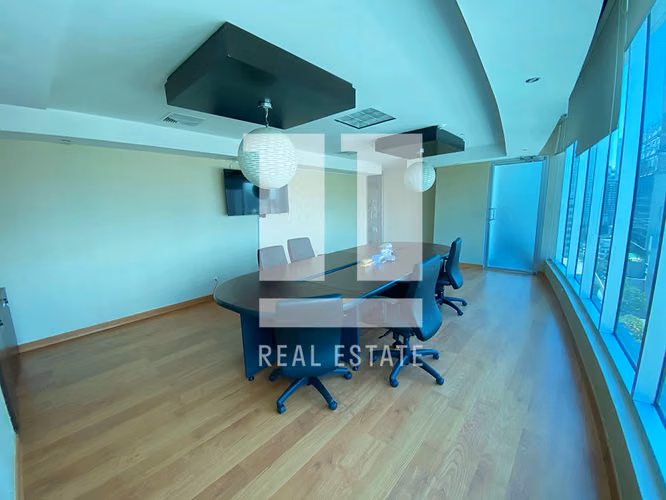 Se vende oficina en Obarrio, Ocean Business Plaza - Imagen 1