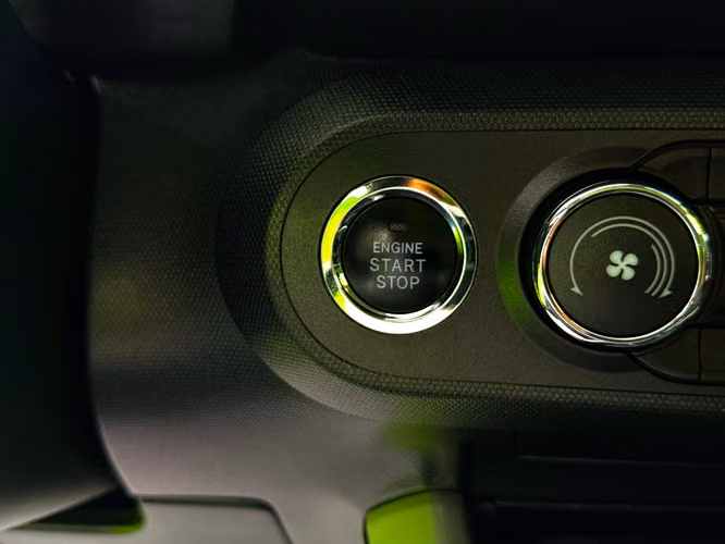 TOYOTA RAIZE 2023 TURBO FULL EXTRA COMO DE AGENCIA NUEVO, MECANICAMENTE CERTIFICADO,BUSCAR OTRO MEJOR ES PERDE EL TIEMPO - Imagen 8