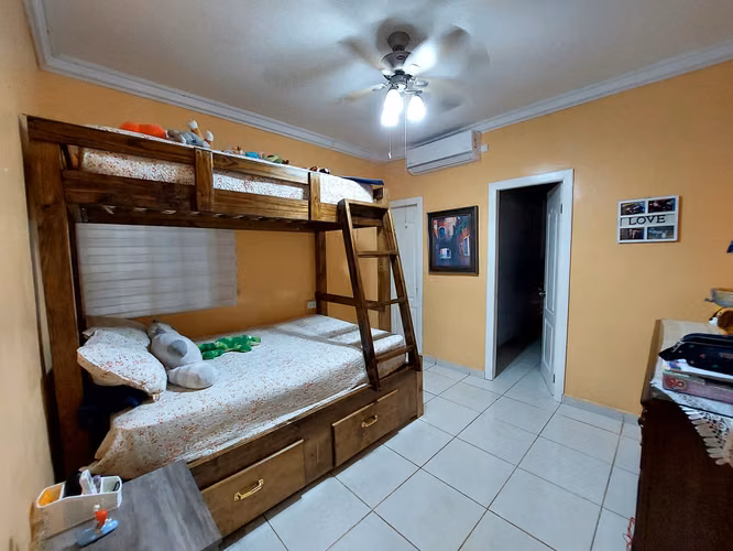 Alquiler casa en Chame con piscina