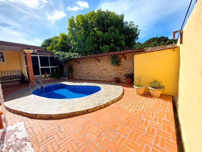 Alquiler casa en Chame con piscina