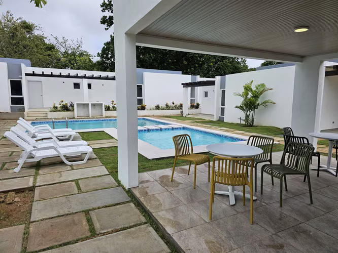 CASAS EN ALQUILER CERCA DE CORONADO