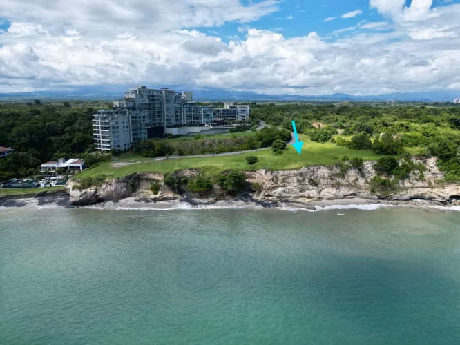 LOTE TERRENO FRENTE AL MAR PUNTA CAELO EN VENTA