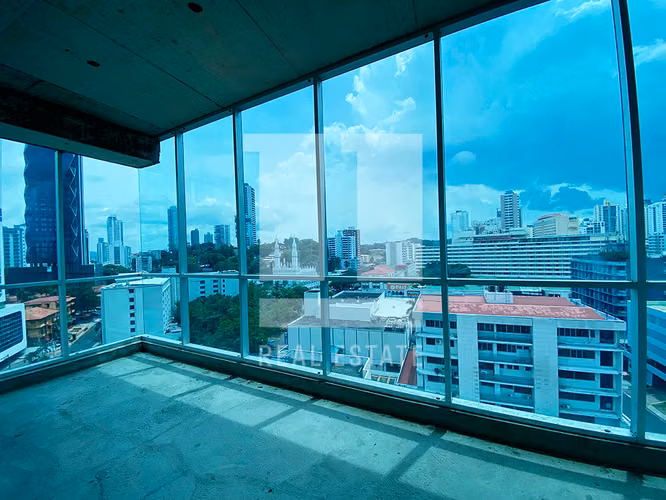 Se Vende Oficina de 262.37m2 en PH Molon Tower - Imagen 2