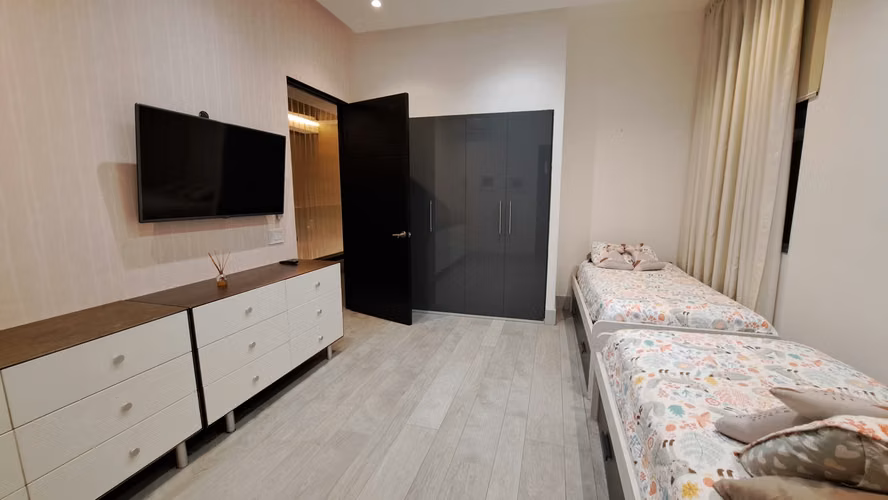 Venta de lujosa casa en Altos del Golf - Imagen 7