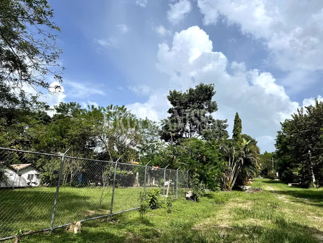 Oportunidad! Se Vende Hermoso Terreno de Esquina en Vía al Valle - Imagen 11