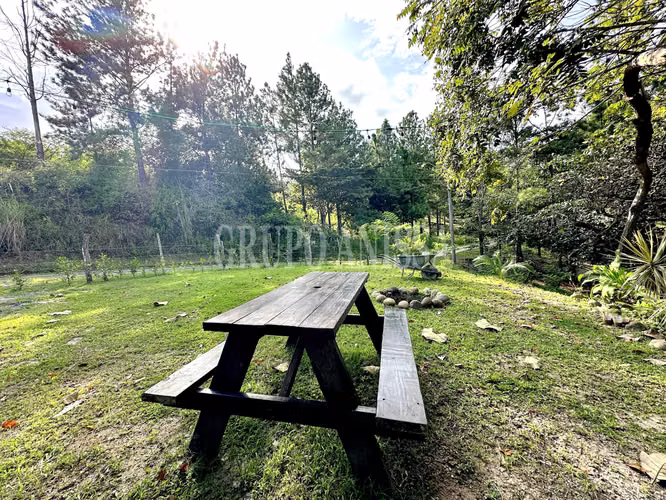 Oportunidad! Se Vende Casa Campestre en Via Al Valle