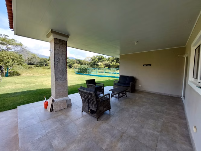 Alquiler en Sorá | Casa en Villas del María con Área Social