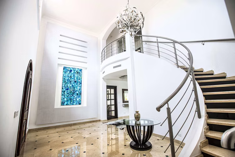 Casa Excepcional 920m2 con piscina $2,850,000 - Imagen 2