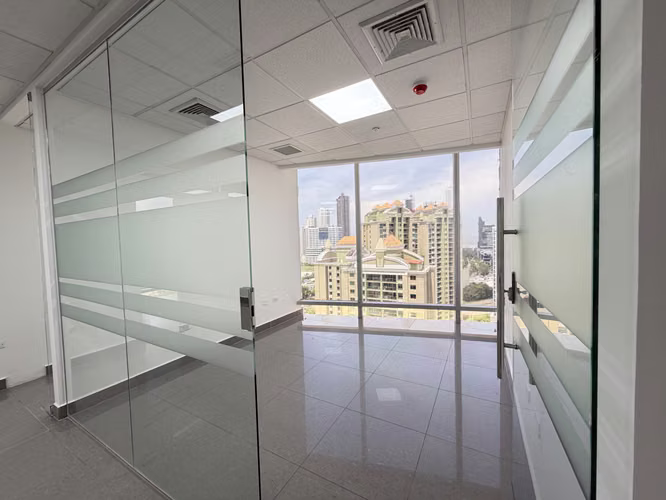 Oficina Corporativa Remodelada | 123 m² | Costa del Este