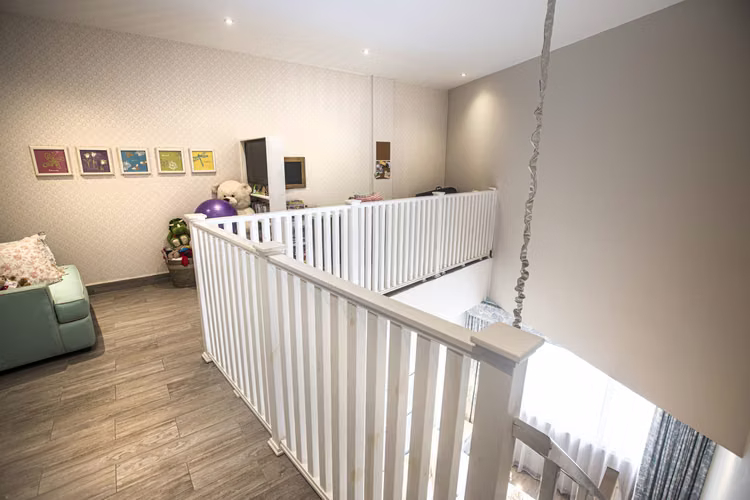 PEARL de ensueño! $1,050,000 4 recs duplex