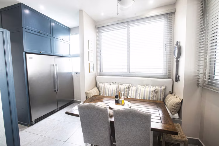 PEARL de ensueño! $1,050,000 4 recs duplex