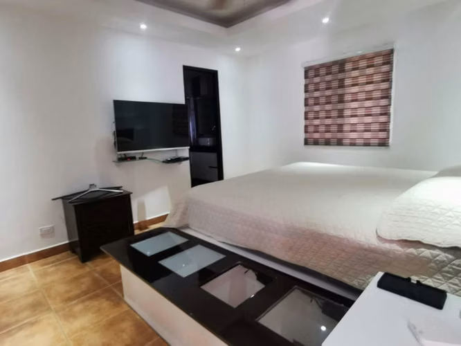Se Alquila casa en Playa Blaca, amueblada
