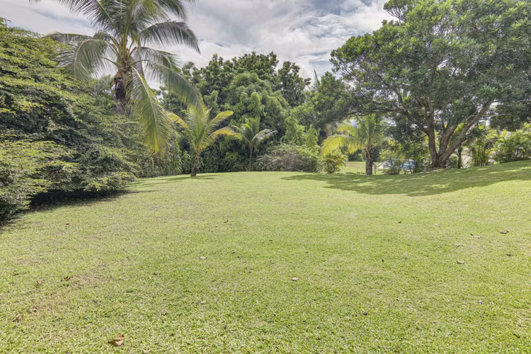 Hacienda Pacifica -Casa de lujo en un lote grande