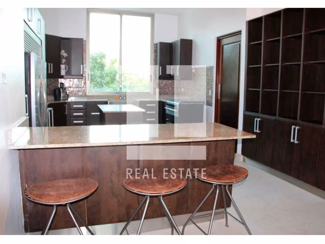 Altos de Amador, apartamento en venta con vista al Canal - Imagen 9