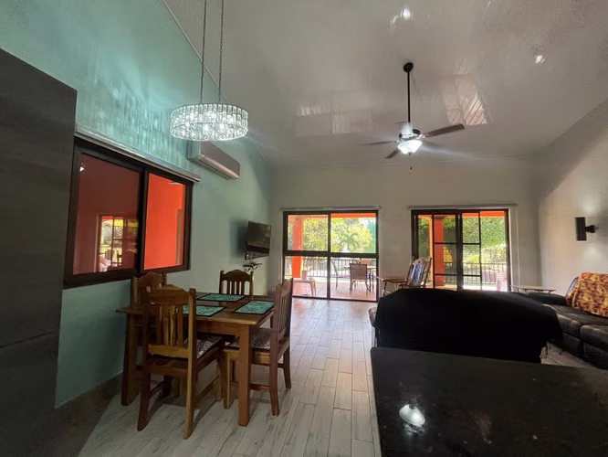 Casa con Piscina en El Espino