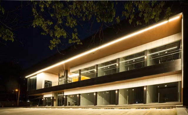 Local Comercial en Altos del Golf, Plaza Santa Elena - Imagen 5