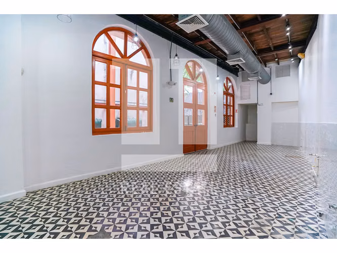 Se vende Edificio en Casco Viejo - Local - Imagen 2