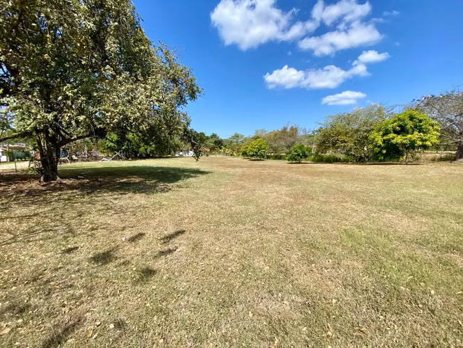 6 TERRENOS EN CORONADO FRENTE AL LAGO JUNTOS O SEPARADOS EN VENTA