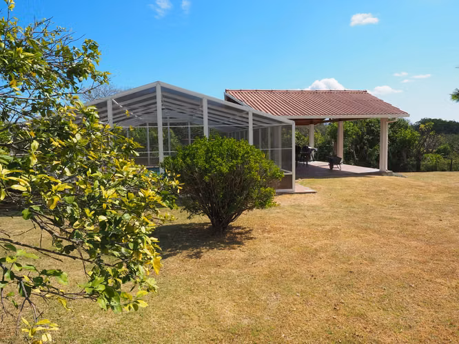 Casa en Venta en el area de Playa Coronado - Cabuya - Lote Amplio
