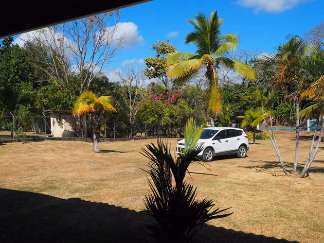 Casa en Venta en el area de Playa Coronado - Cabuya - Lote Amplio