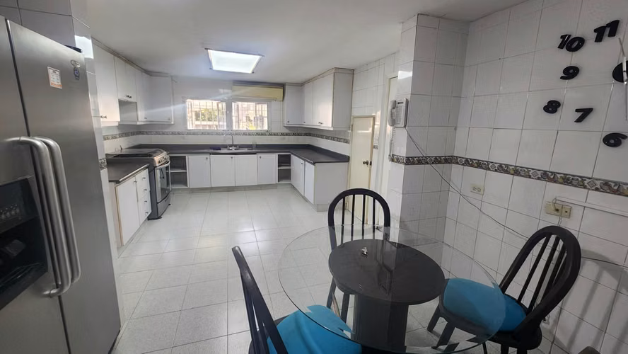 Venta de casa en Altos del Golf