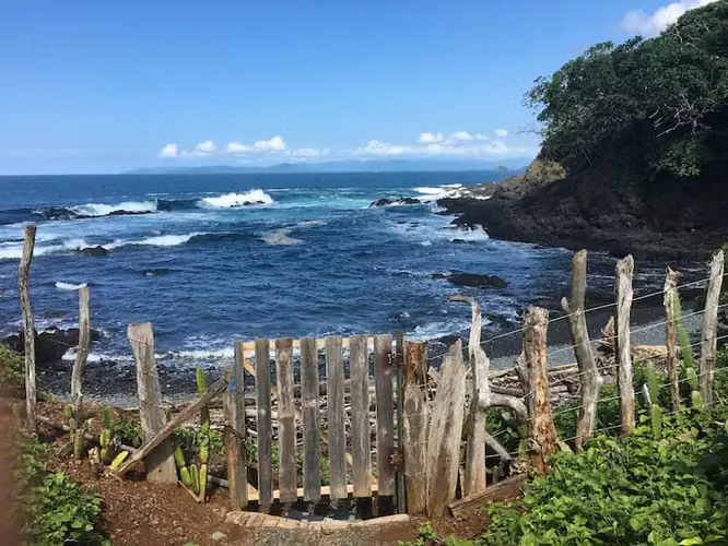 Venta de terreno frente al mar en Cocoloche - Playa Venao