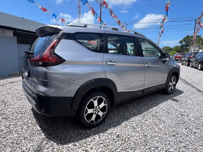 MITSUBISHI XPANDER CROSS 2023 - DISPONIBLE EN DAVID