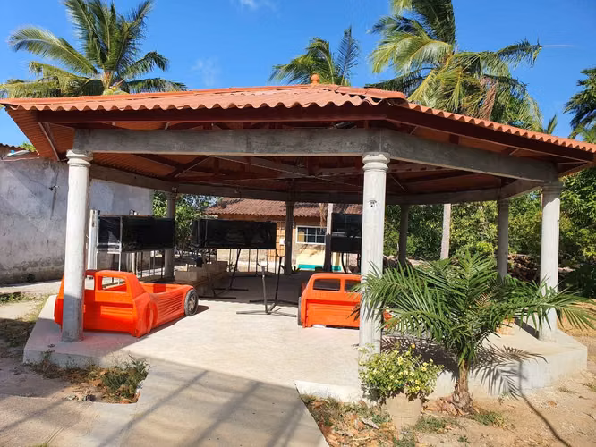 Hermosa casa con terreno amplio