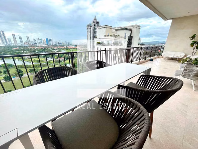 Se Vende Pent House en Santa Maria Court, Torre East - Imagen 6