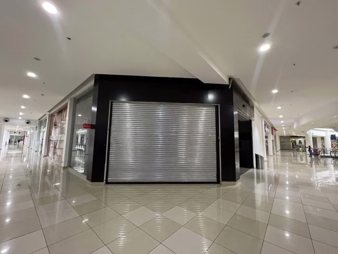 Venta de Local Comercial en Los Andes Mall – 105 m² | Excelente Ubicación y Alto Tráfico
