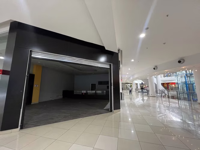 Venta de Local Comercial en Los Andes Mall – 105 m² | Excelente Ubicación y Alto Tráfico
