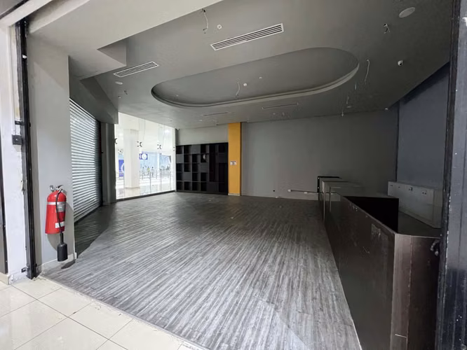 Venta de Local Comercial en Los Andes Mall – 105 m² | Excelente Ubicación y Alto Tráfico