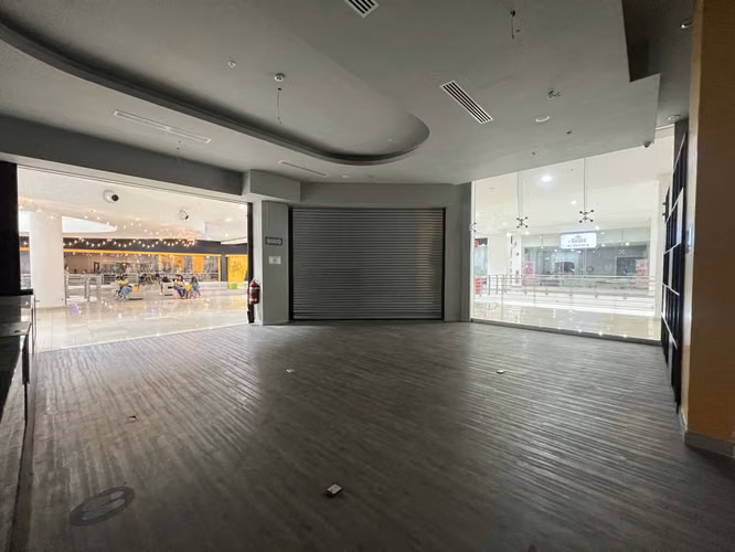 Venta de Local Comercial en Los Andes Mall – 105 m² | Excelente Ubicación y Alto Tráfico