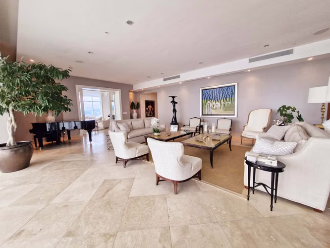 THE POINT penthouse 890m2 AMOBLAO de LUJO $3,250,000