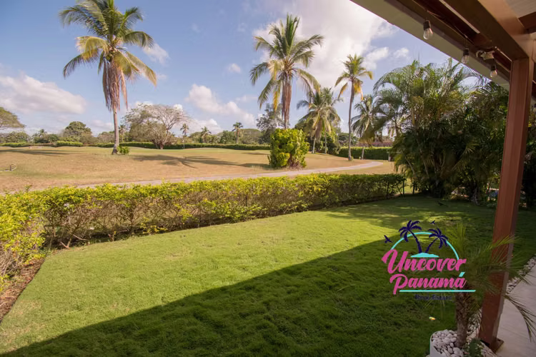 Casa adosada en venta en Costa Blanca Golf & Villas, cerca de la playa