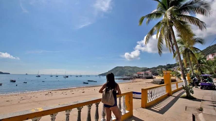 Ventas de terrenos en Taboga con vista al mar a $60 por mts2