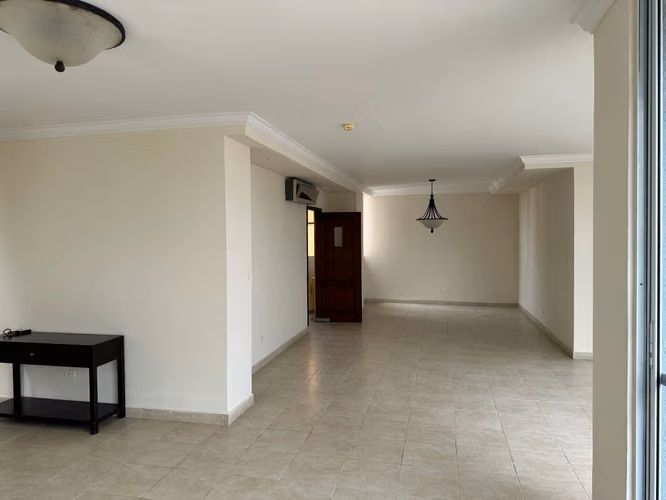 El Cangrejo Penthouse - Precio Bajado!