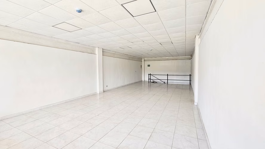 SE VENDE CENTRO COMERCIAL EN LA CARRETERA PANAMERICANA - 2,100 M2