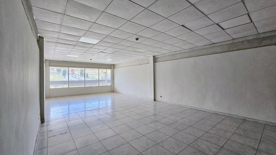 SE VENDE CENTRO COMERCIAL EN LA CARRETERA PANAMERICANA - 2,100 M2