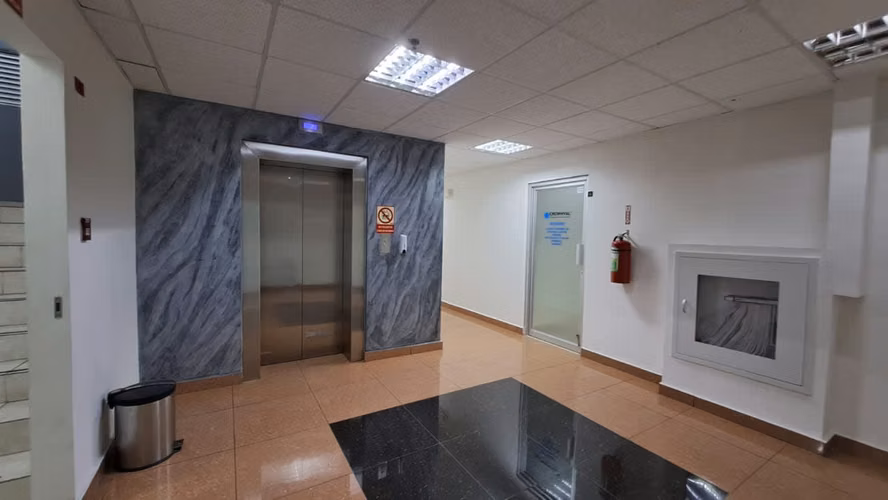 Alquiler de Oficina en Vía Brasil, Bella Vista, Plaza Korintho, 65m2 - Imagen 8