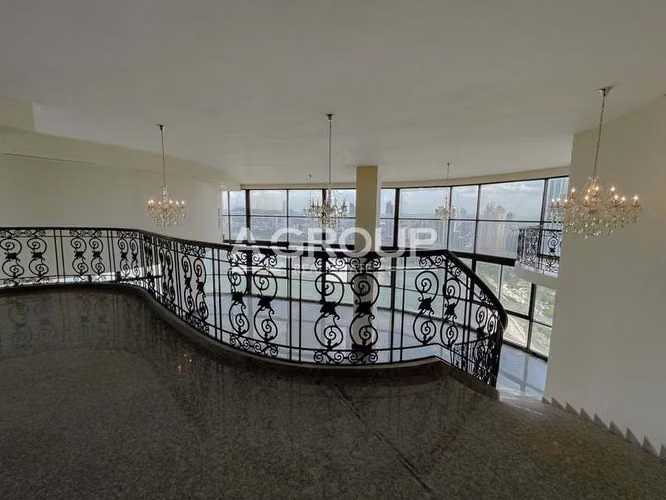 Royal Palace - Punta Paitilla -  Se vende lujoso Penthouse
