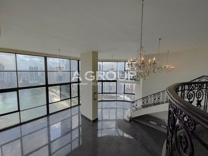 Royal Palace - Punta Paitilla -  Se vende lujoso Penthouse