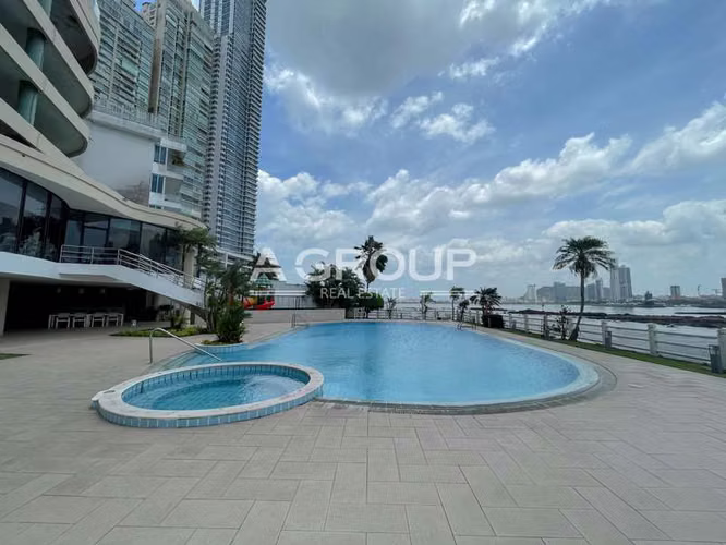 Royal Palace - Punta Paitilla -  Se vende lujoso Penthouse