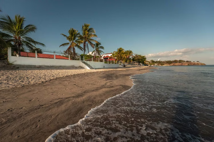 Casa frente al mar en Farallon