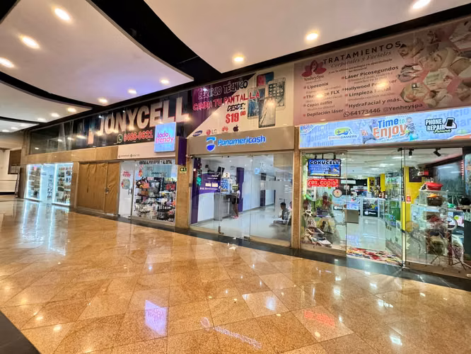 3 MILLON OPORTUNIDAD DE INVERSIÓN EN  en el Centro  Comercial Dorado Mall. - Imagen 2