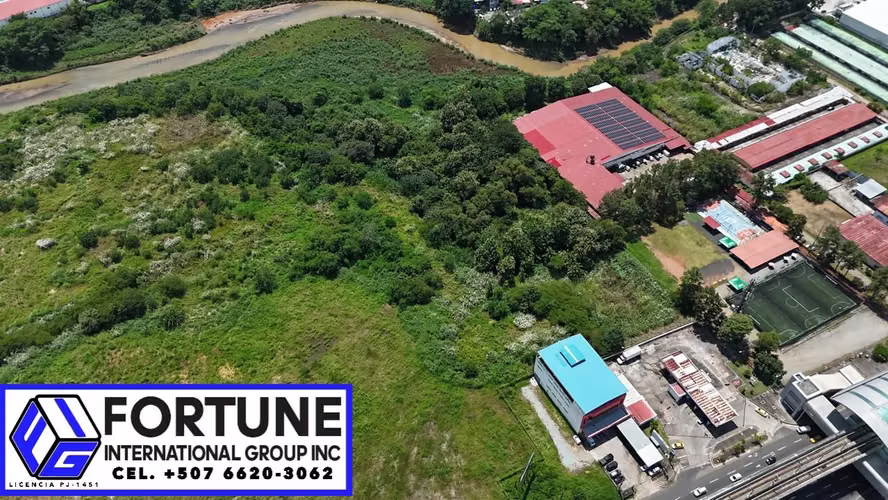 ALQUILER/ VENTA TERRENO  COMERCIAL VIA PRINCIPAL AVE. DOMINGO DIAZ. - Imagen 3