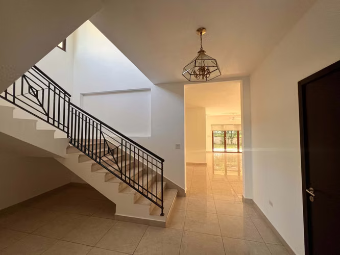 Venta de casa en Senderos de Cruces