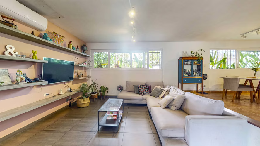 Venta de bella casa en Nuevo Reparto – El Carmen